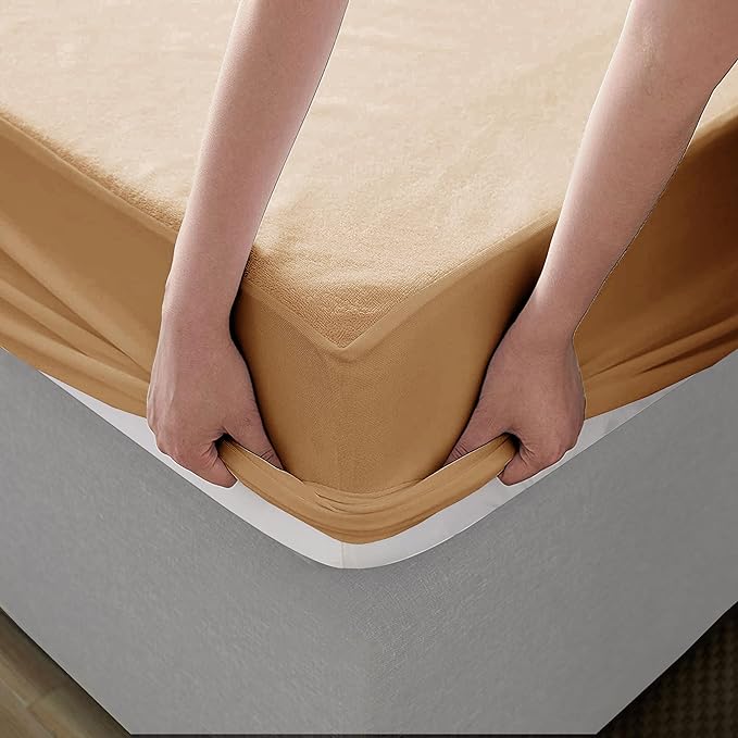 Washable Hypoallergenic Mattresses Cover Fit Up To 6-12 inch Deep Pocket Queen & King Size