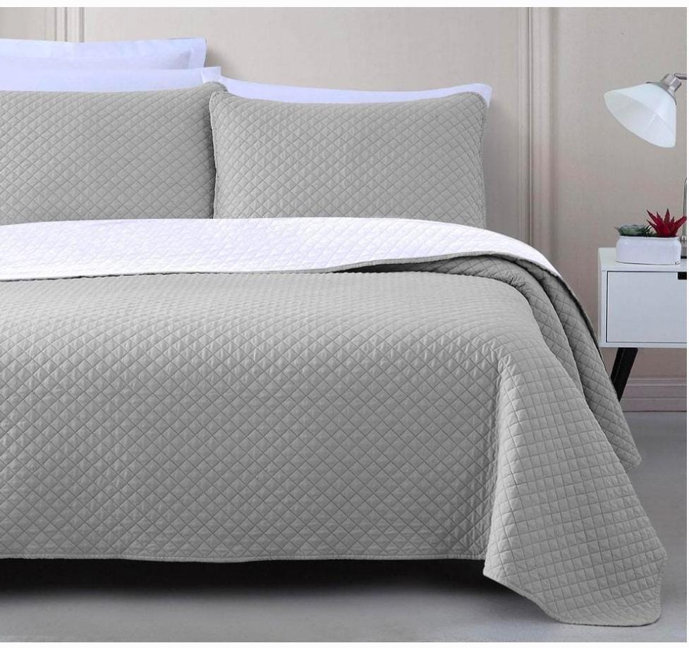 3 PECS BED SPREAD